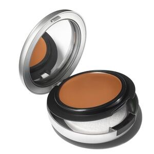 STUDIO FIX TECH CREAM-TO-POWDER FOUNDATION